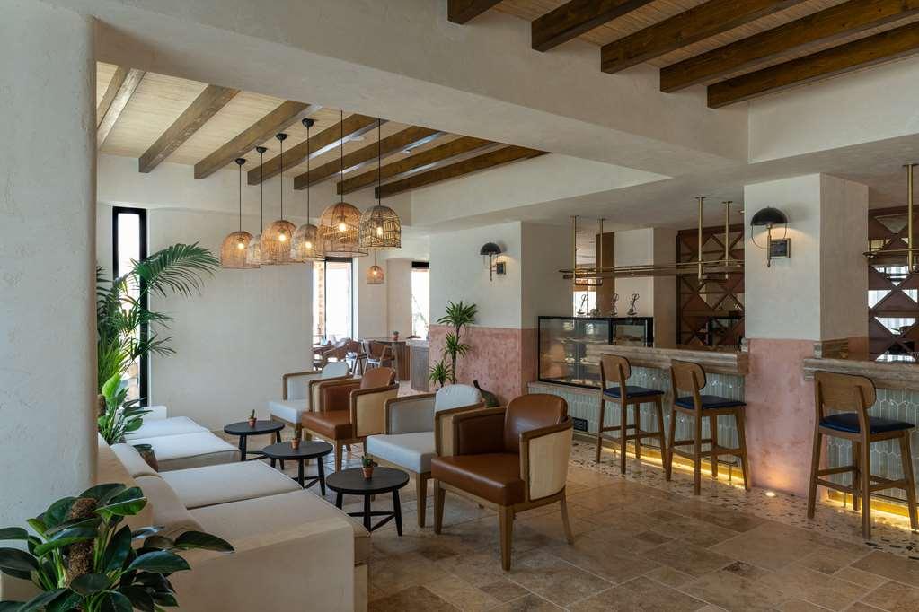 Radisson Blu Hotel Kas Анталия Ресторант снимка